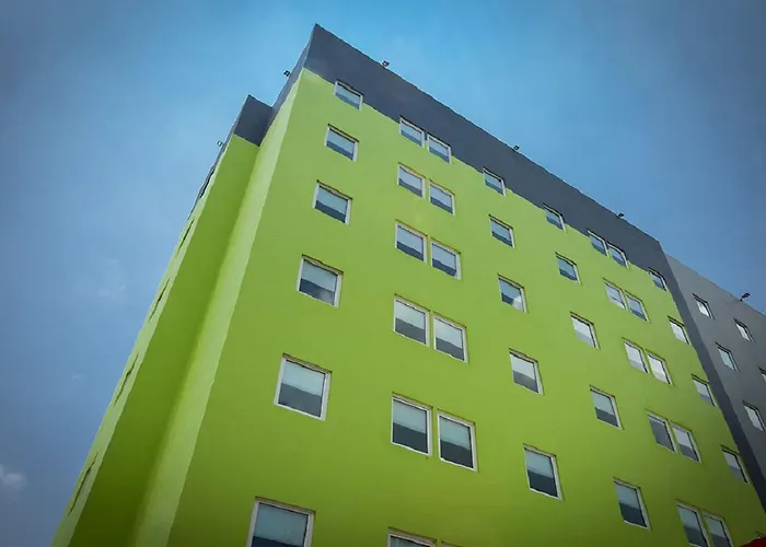 Sr Hotel