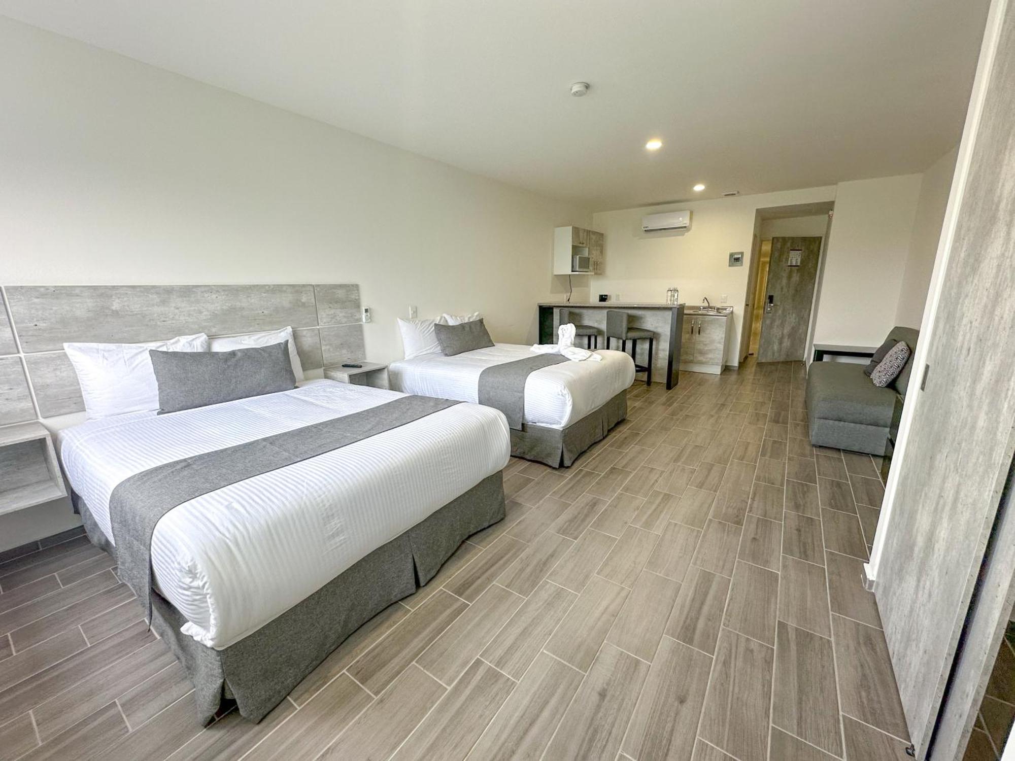 Sr Hotel